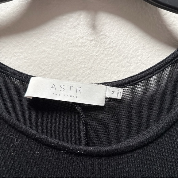 ASTR Elegant Black bodycon Long Sleeve Dress NWT M - Picture 4 of 4